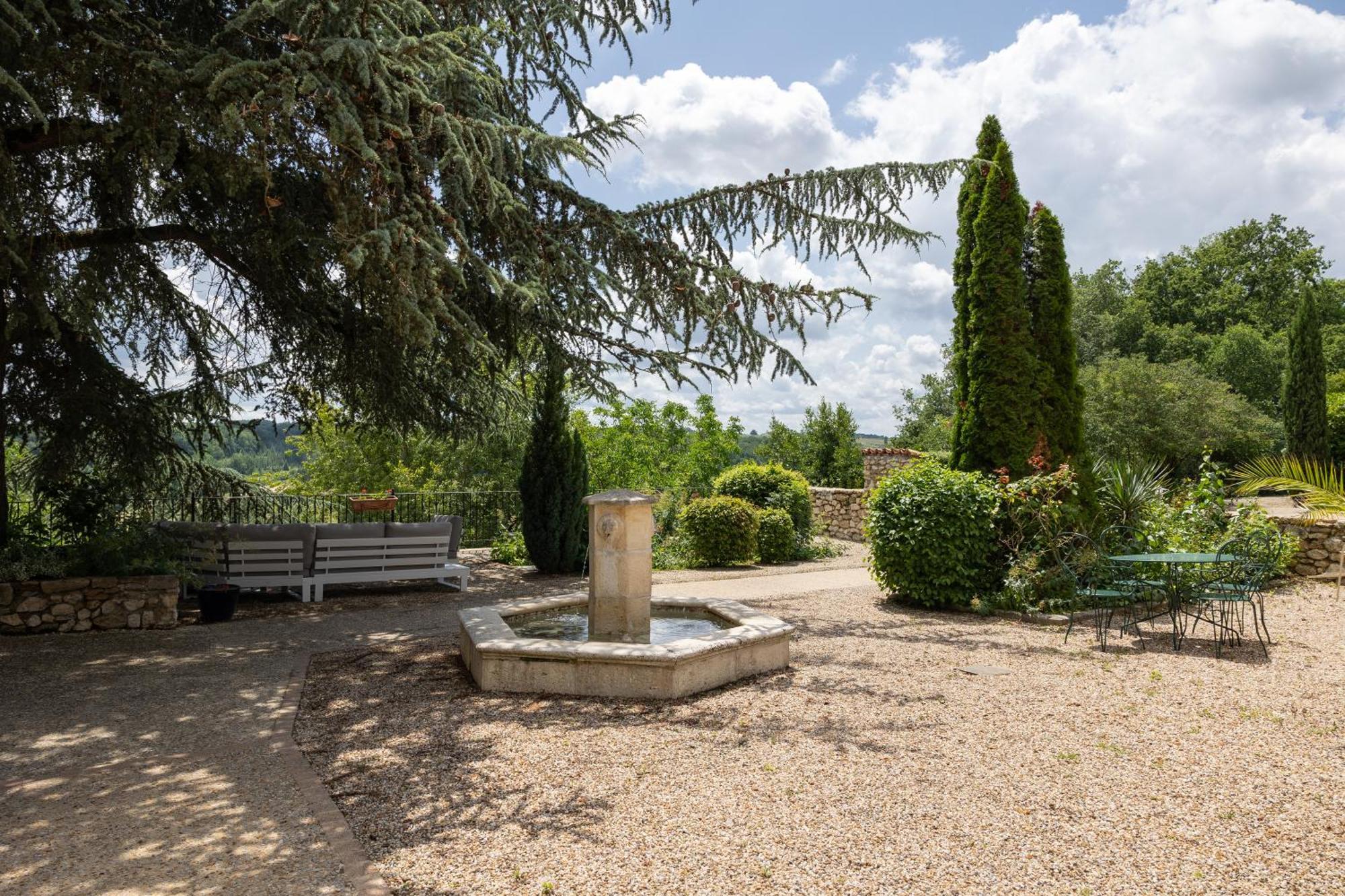 Chateau De Sanse