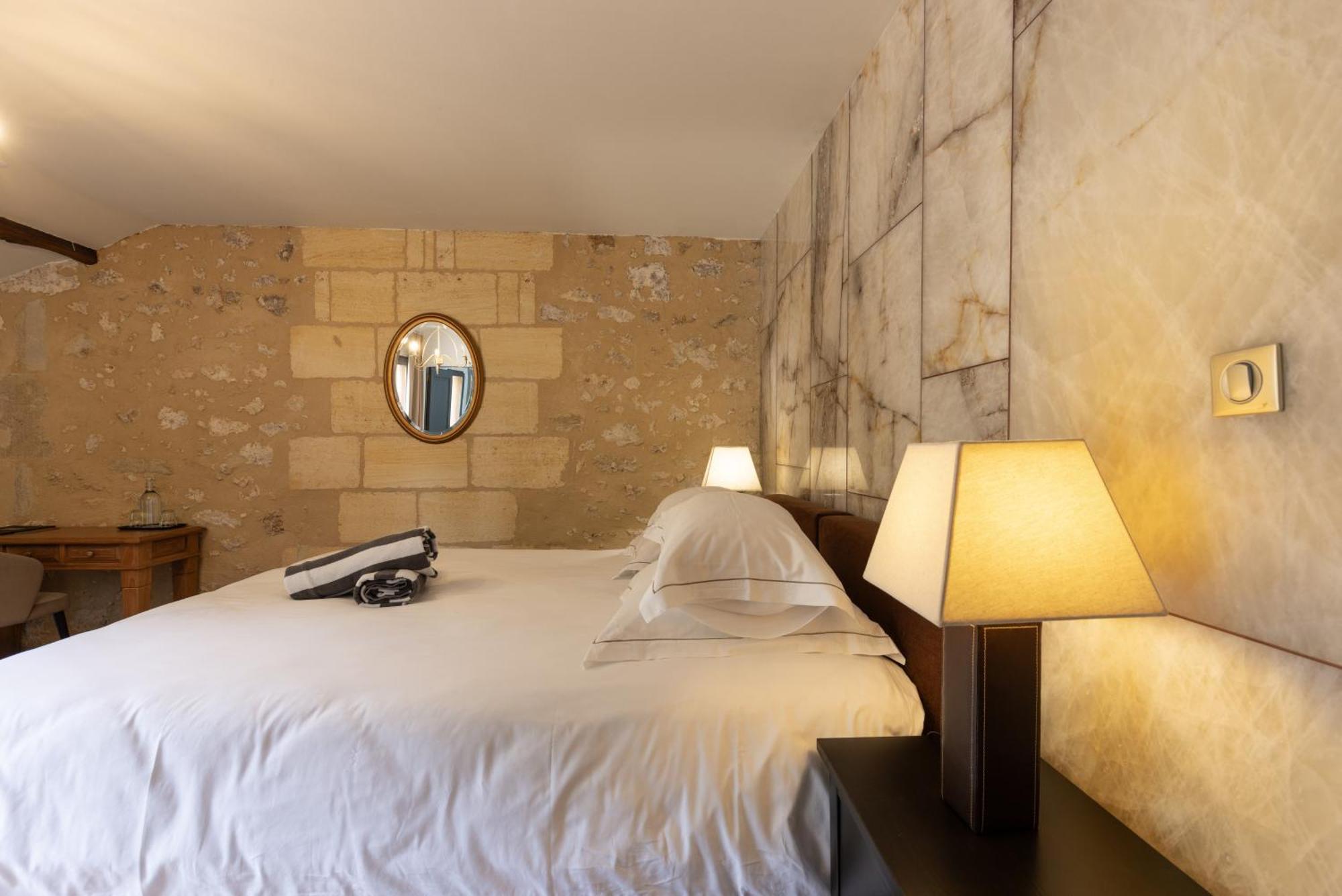 Chateau De Sanse Sainte-Radegonde (Gironde)